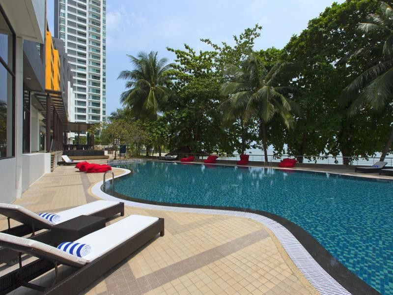 Mercure Penang Beach Tanjung Bungah  Eksteriør billede