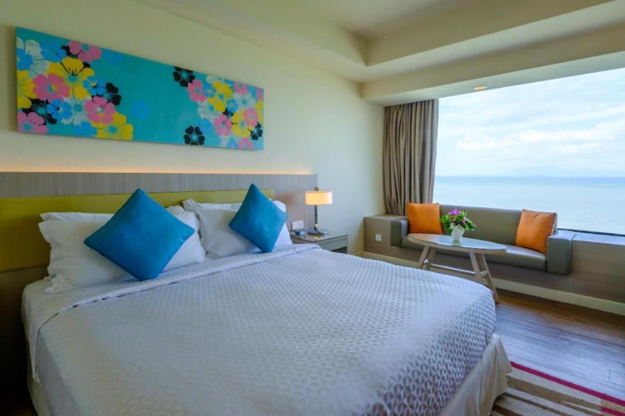 Mercure Penang Beach Tanjung Bungah  Eksteriør billede